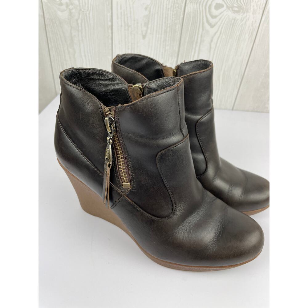 UGG Meredith Lodge Brown Leather Wedge Ankle Boots Size 6.5